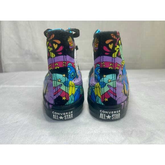 Converse Chuck Taylor All Star high-top "graffiti notebook" Youth Size 2 - Picture 4 of 7